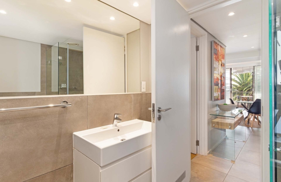 1 Bedroom Property for Sale in Green Point Western Cape